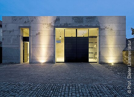 Architekten Dold + Versbach; Ausführende Architektin S. Busch[©(c)Dieter Leistner/artur architekturbilder agentur, Tel. +49 201 890 9390, info@artur-photo.de; Veroeffentlichung nur gegen Honorar, Urhebervermerk und Beleg / permission required for reproduction, mention of copyright, complimentary copy; Bankverbindung / bank account and sorting code: Postbank Koeln, Konto 3582 05 03, BLZ 370 100 50; IBAN: DE 63 3701 0050 0035 8205 03, BIC: PBNKDEFF, U.St.ID / V.A.T.: DE 811 983 492]  Leistner, Dieter/artur