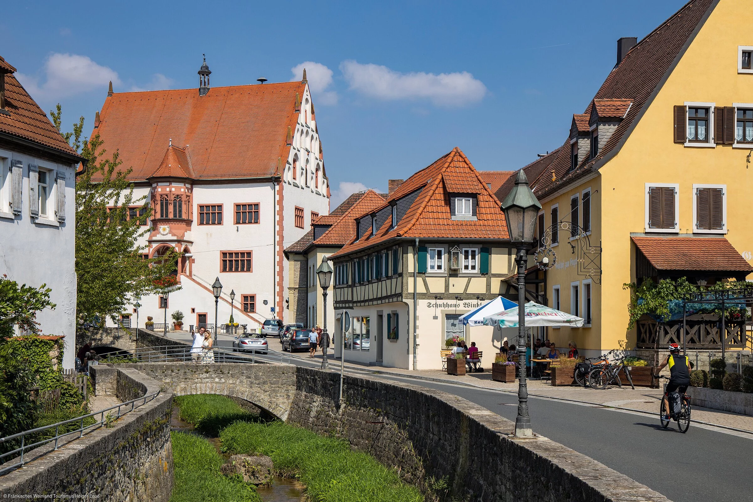 Impressionen sammeln beim gemütlichen Stadtspaziergang