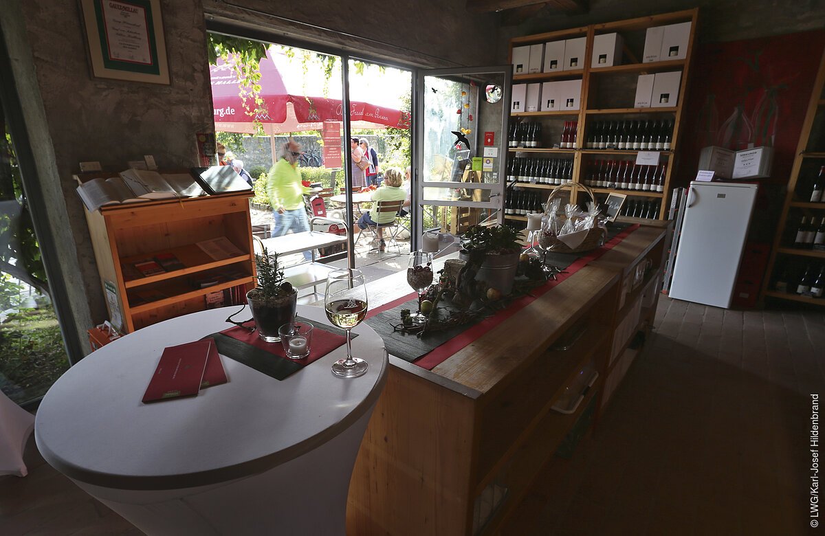 Vinothek Hallburg Volkach. Foto: Karl-Josef Hildenbrand